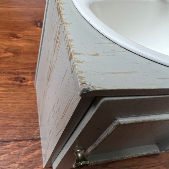 Maileg Miniature Dollhouse Sink - Picture 8 of 13